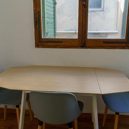 Central 1 Bedroom Apartment In The City Center ฟลอเรนซ์ ภายนอก รูปภาพ