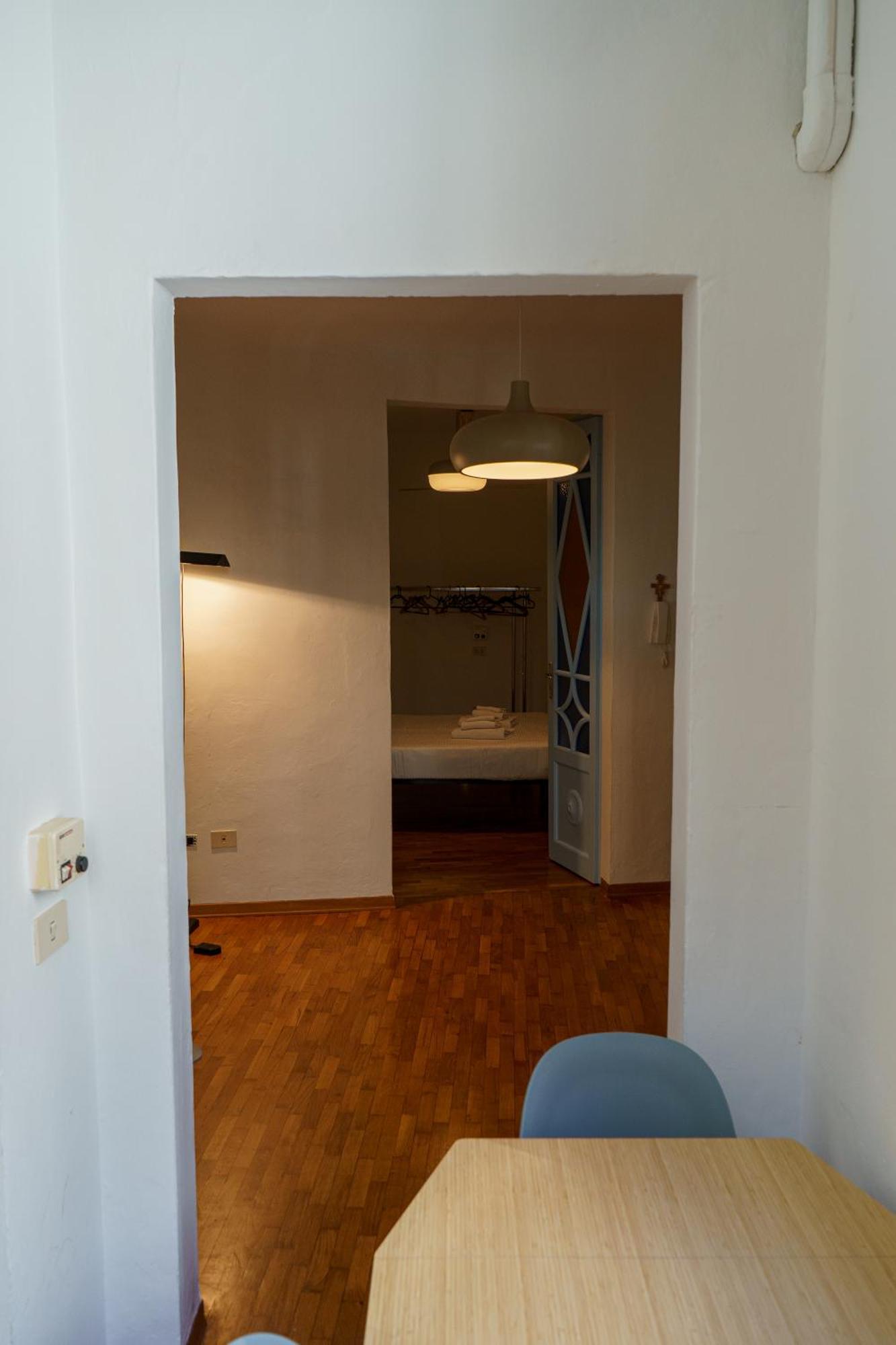 Central 1 Bedroom Apartment In The City Center ฟลอเรนซ์ ภายนอก รูปภาพ