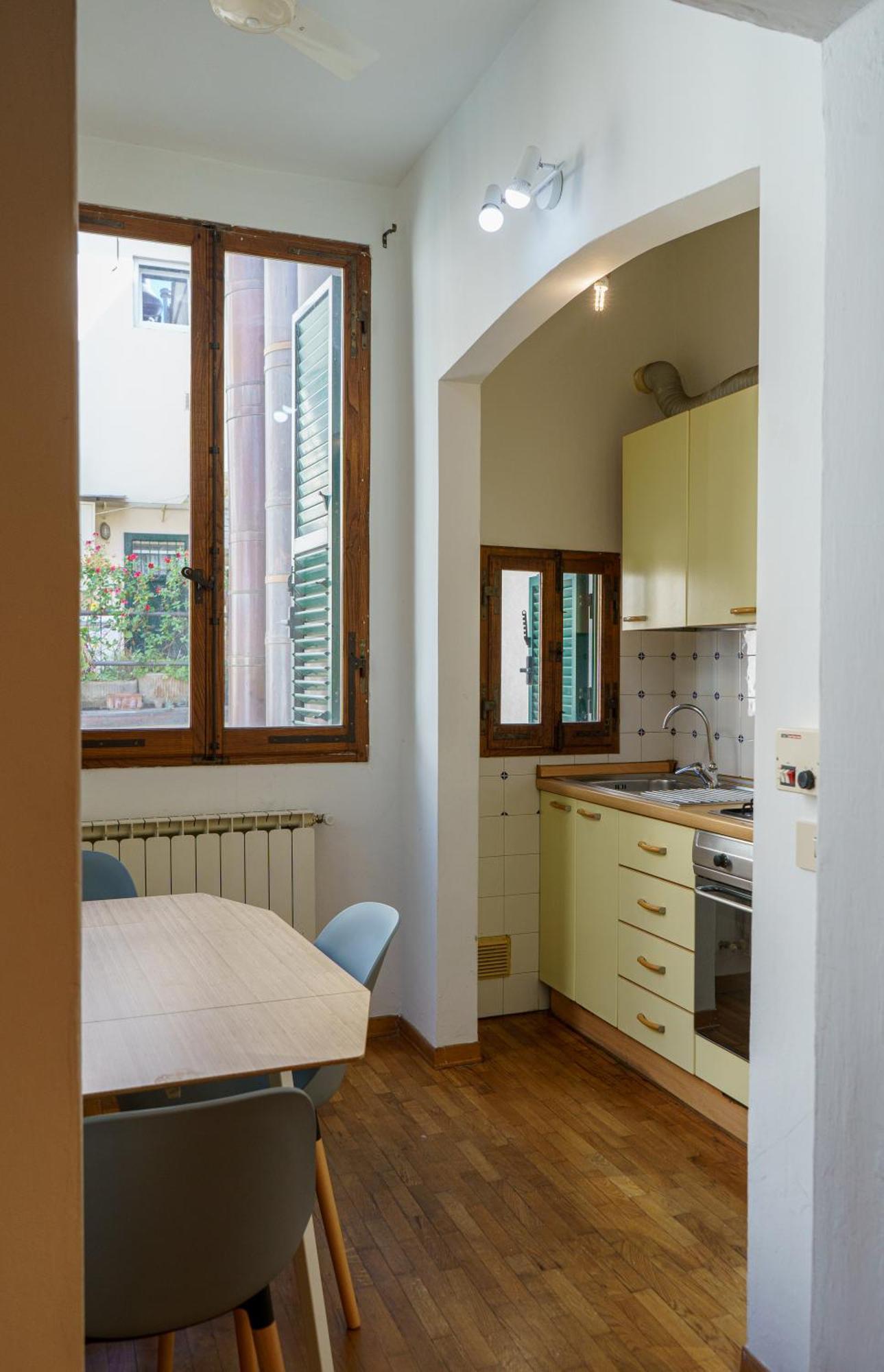 Central 1 Bedroom Apartment In The City Center ฟลอเรนซ์ ภายนอก รูปภาพ